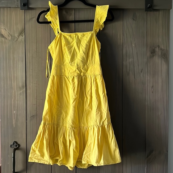 Yellow open back linen dress - Picture 2 of 5